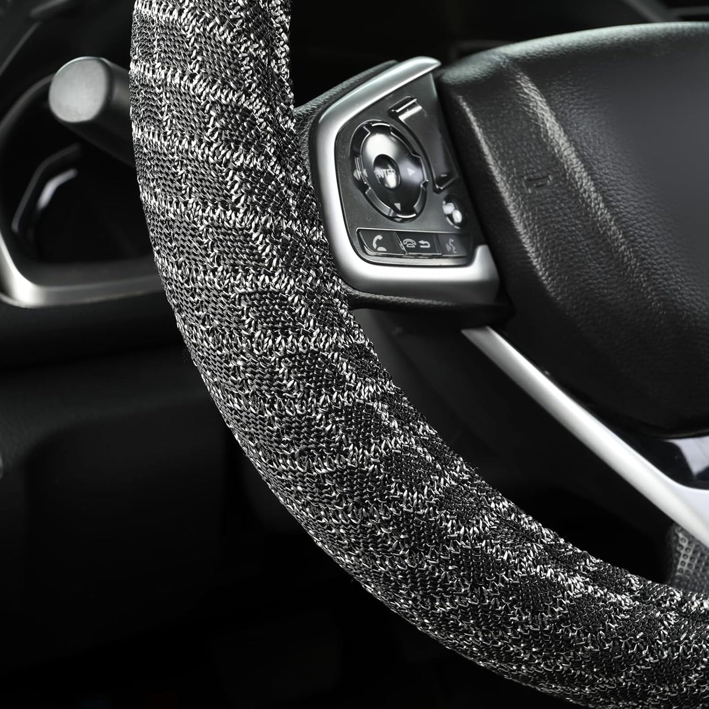 Auto Newer Breathable Steering Wheel Cover Suitable For Four Seasons，Anti-Slip Design，Odorless，Easy Carry Unviersal Fit for Truck SUV Sedans Vans,Interior Accessories Standard Size[14" 1/2-15"]（Black）